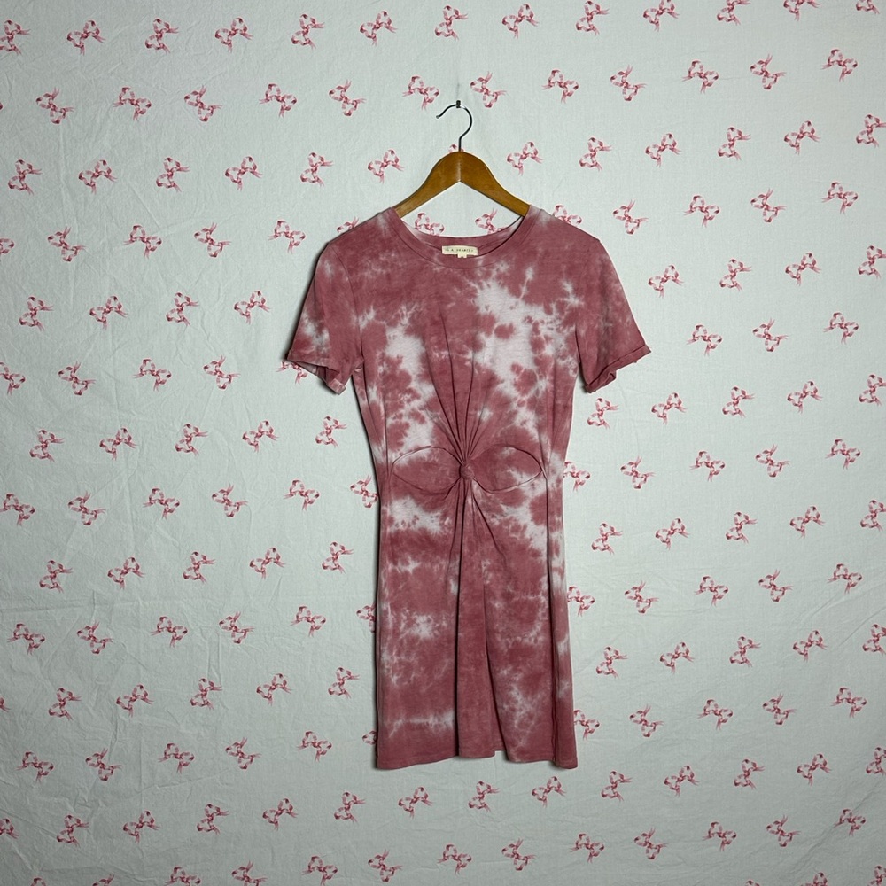 Stylish Tie-Dye Dress in Pink
